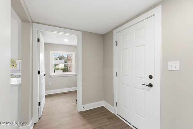 209 S 13th Street, Wilmington, NC 28401