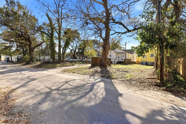 209 S 13th Street, Wilmington, NC 28401