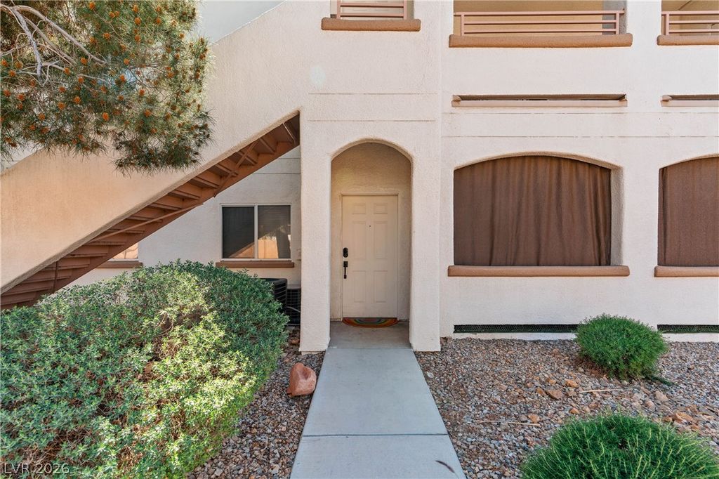 Image 2 of property listing at 5650 East Sahara Avenue 1037, Las Vegas, NV 89142