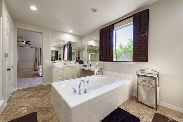 2903 Rancho Cortes, Carlsbad, CA 92009