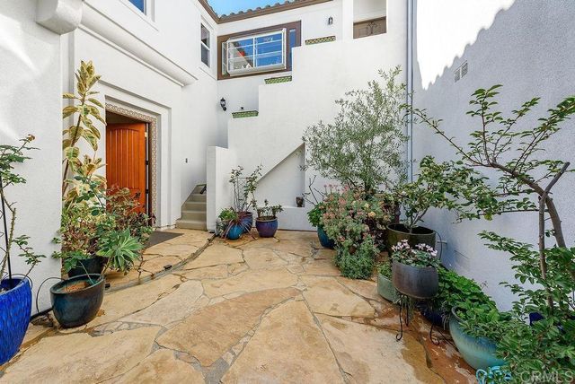 2903 Rancho Cortes, Carlsbad, CA 92009