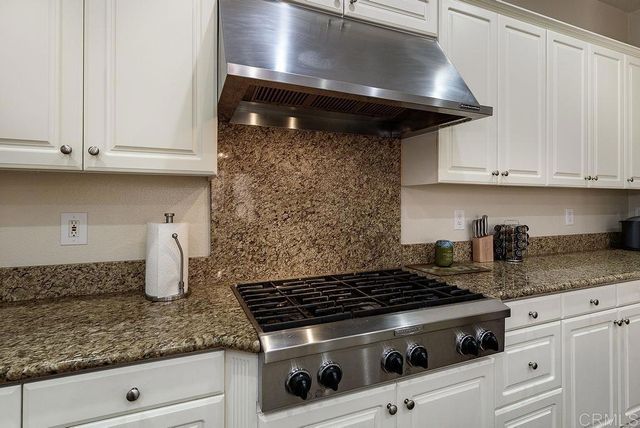 2903 Rancho Cortes, Carlsbad, CA 92009