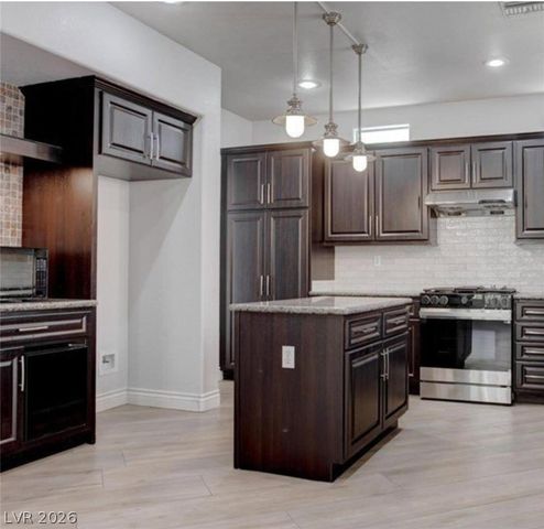 10616 Olympic Pine Drive, Las Vegas, NV 89135