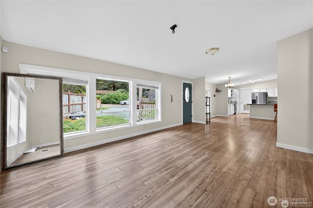 3927 S Sanna Wind Way, Langley, WA 98260