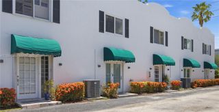 690 SE 23rd Avenue 4, Pompano Beach, FL 33062