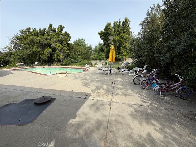 5456 Vanalden, Tarzana, CA 91356