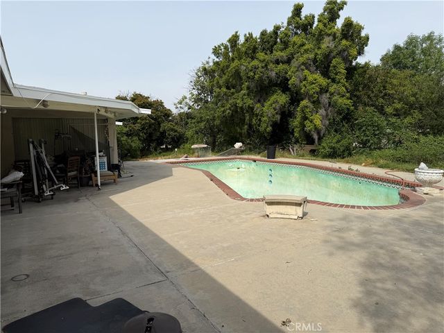 5456 Vanalden, Tarzana, CA 91356