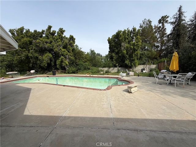 5456 Vanalden, Tarzana, CA 91356