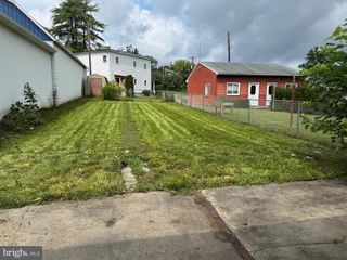 312 S MARKET ST, Millersburg, PA 17061