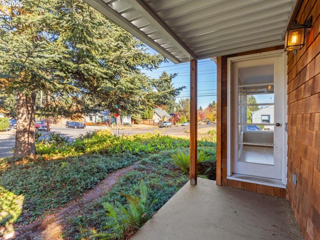 4014 Nw WASHINGTON St, Vancouver, WA 98660