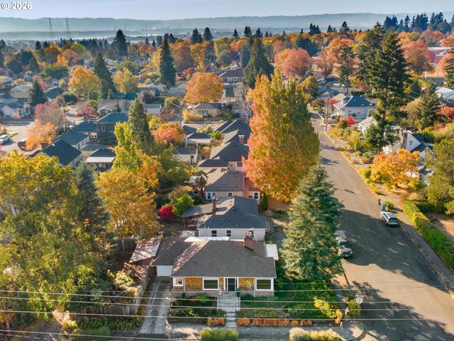 4014 Nw WASHINGTON St, Vancouver, WA 98660