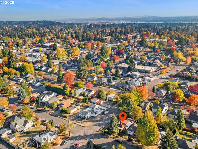 4014 Nw WASHINGTON St, Vancouver, WA 98660