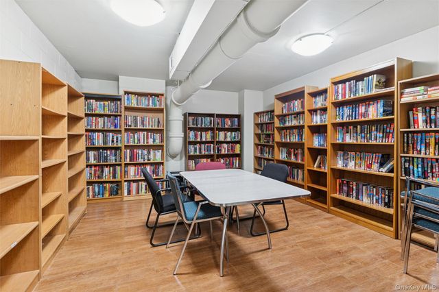 10230 66 Road 14A, Forest Hills, NY 11375