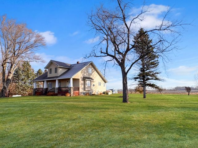 16063 County Highway 8, Tracy, MN 56175