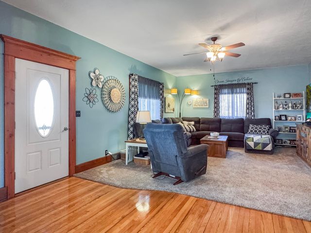 16063 County Highway 8, Tracy, MN 56175