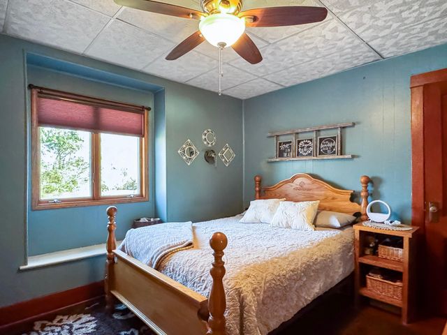 16063 County Highway 8, Tracy, MN 56175