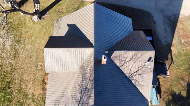 16063 County Highway 8, Tracy, MN 56175