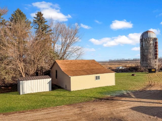 16063 County Highway 8, Tracy, MN 56175
