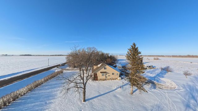 16063 County Highway 8, Tracy, MN 56175