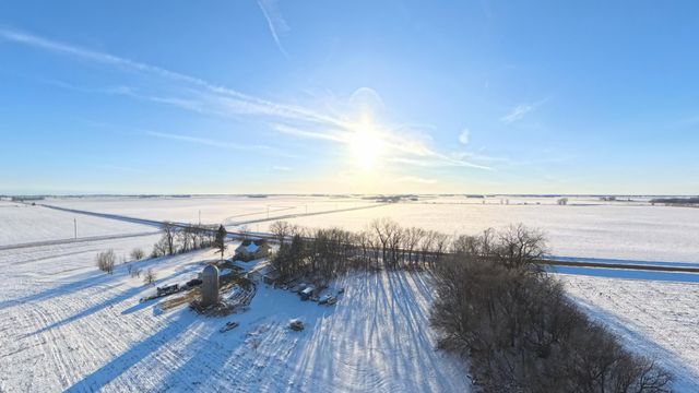 16063 County Highway 8, Tracy, MN 56175