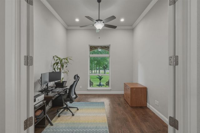 10512 Estancia Court, Fort Worth, TX 76108