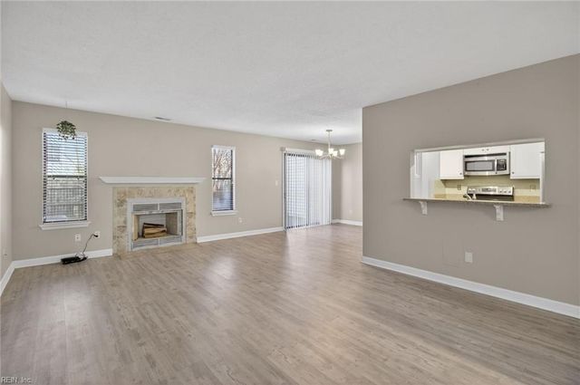 1512 Colonnade DR, Virginia Beach, VA 23451