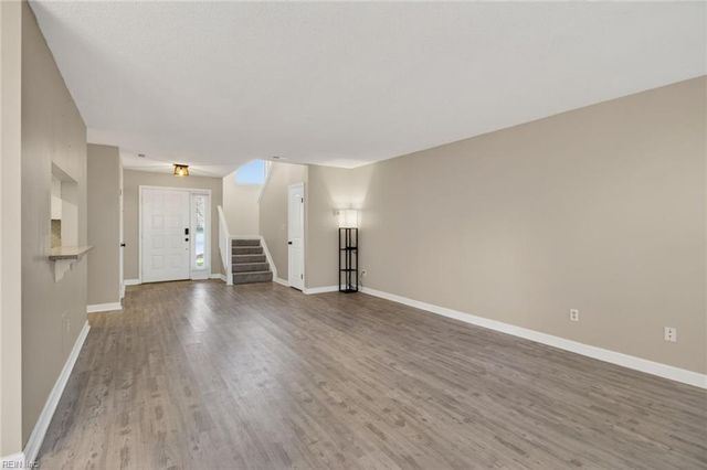 1512 Colonnade DR, Virginia Beach, VA 23451