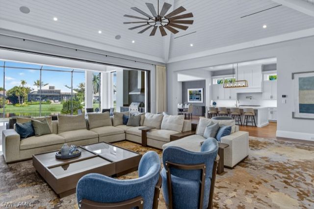 4120 Willowhead WAY, Naples, FL 34103