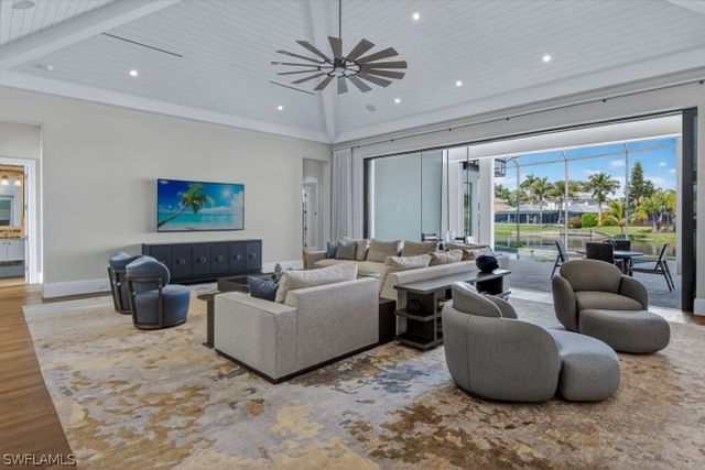 4120 Willowhead WAY, Naples, FL 34103