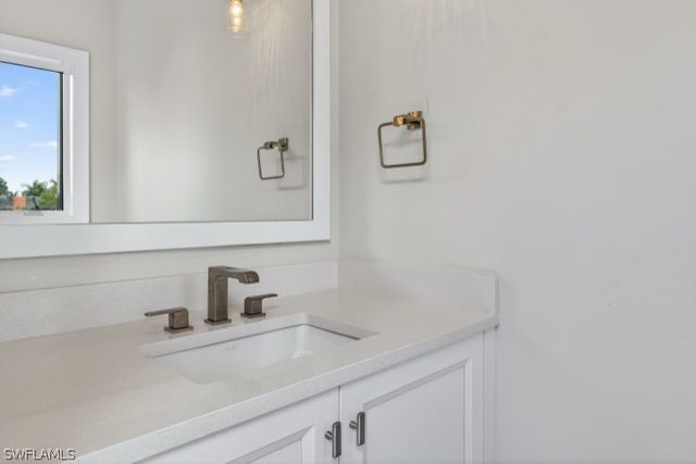 4120 Willowhead WAY, Naples, FL 34103