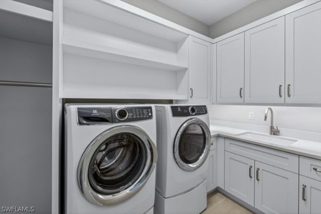 4120 Willowhead WAY, Naples, FL 34103