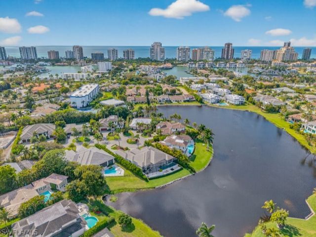 4120 Willowhead WAY, Naples, FL 34103