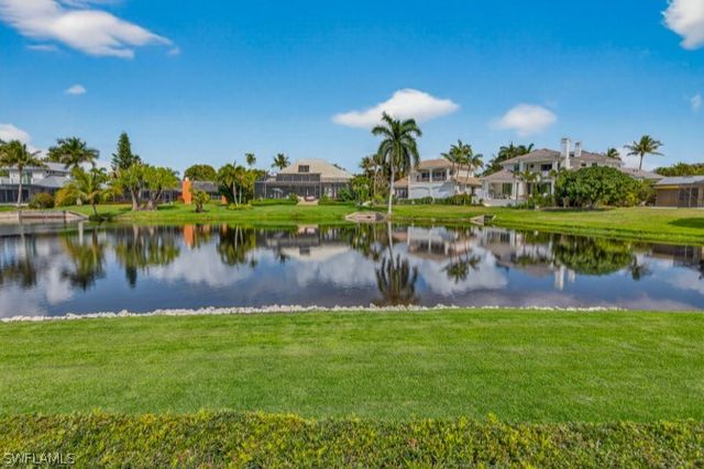 4120 Willowhead WAY, Naples, FL 34103