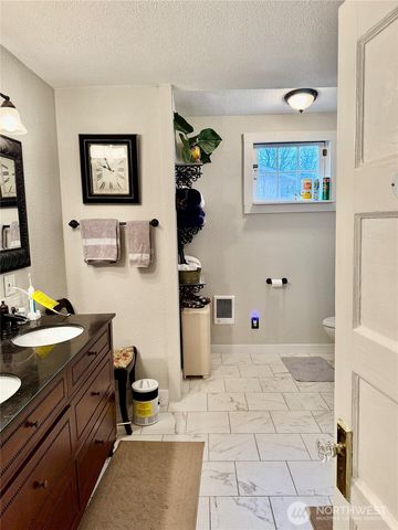 213 E Oak Street, Dayton, WA 99328