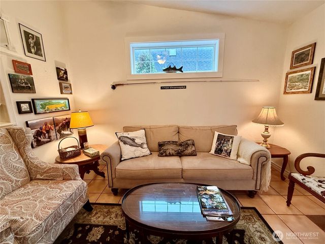 213 E Oak Street, Dayton, WA 99328