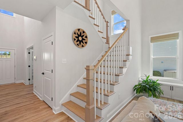 7026 Cloer Court, Charlotte, NC 28214