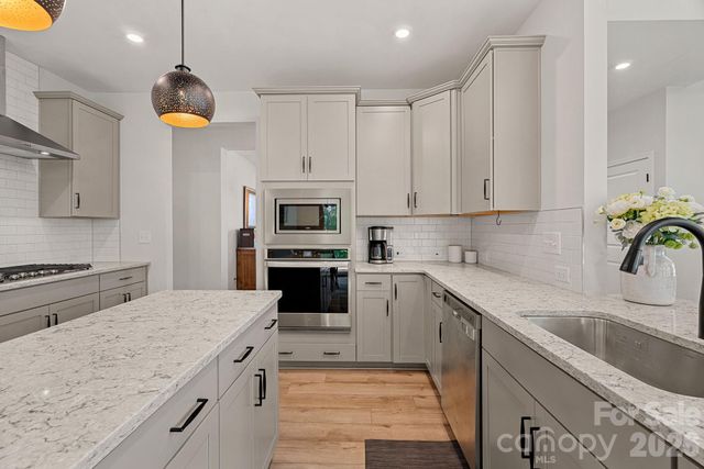 7026 Cloer Court, Charlotte, NC 28214