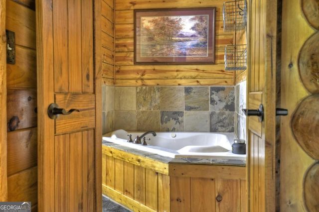 536 Lakeview Road 25, Blue Ridge, GA 30513