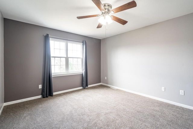 10375 S Monardy LANE, Oak Creek, WI 53154