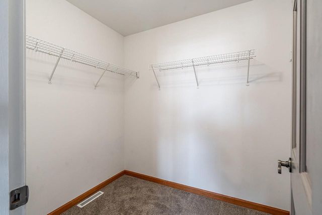 10375 S Monardy LANE, Oak Creek, WI 53154