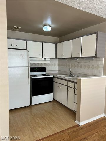 304 Orland Street 55, Las Vegas, NV 89107