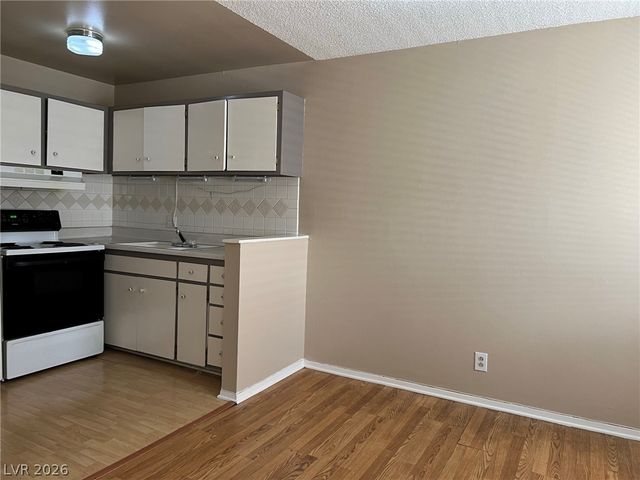 304 Orland Street 55, Las Vegas, NV 89107