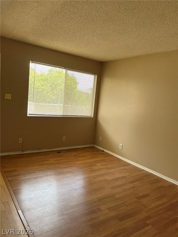 304 Orland Street 55, Las Vegas, NV 89107