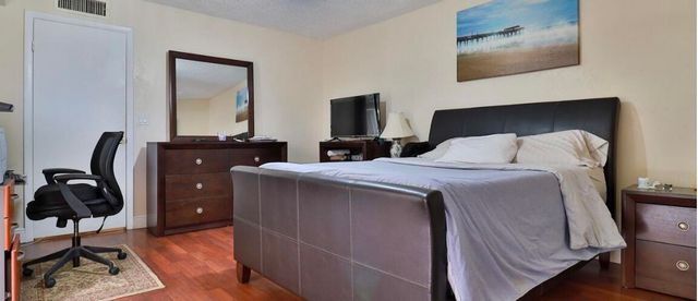 1034 Springdale Circle, Palm Springs, FL 33461