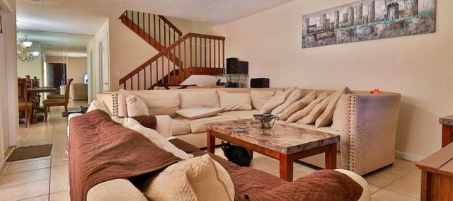 1034 Springdale Circle, Palm Springs, FL 33461