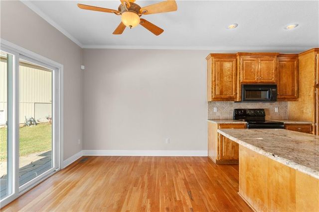 1813 NE Aegean Court, Blue Springs, MO 64029