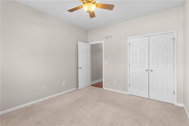 1813 NE Aegean Court, Blue Springs, MO 64029