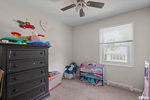 15 RIVERVIEW Lane, Bettendorf, IA 52722