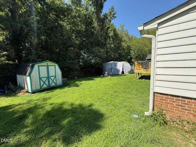 10 Bentwood Place, Durham, NC 27703