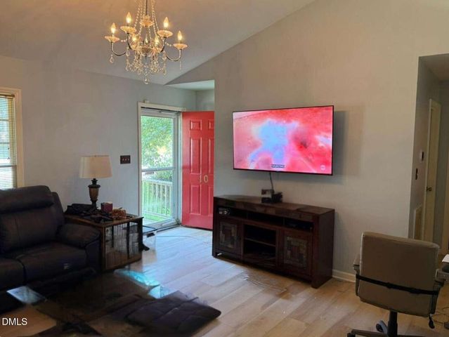 10 Bentwood Place, Durham, NC 27703